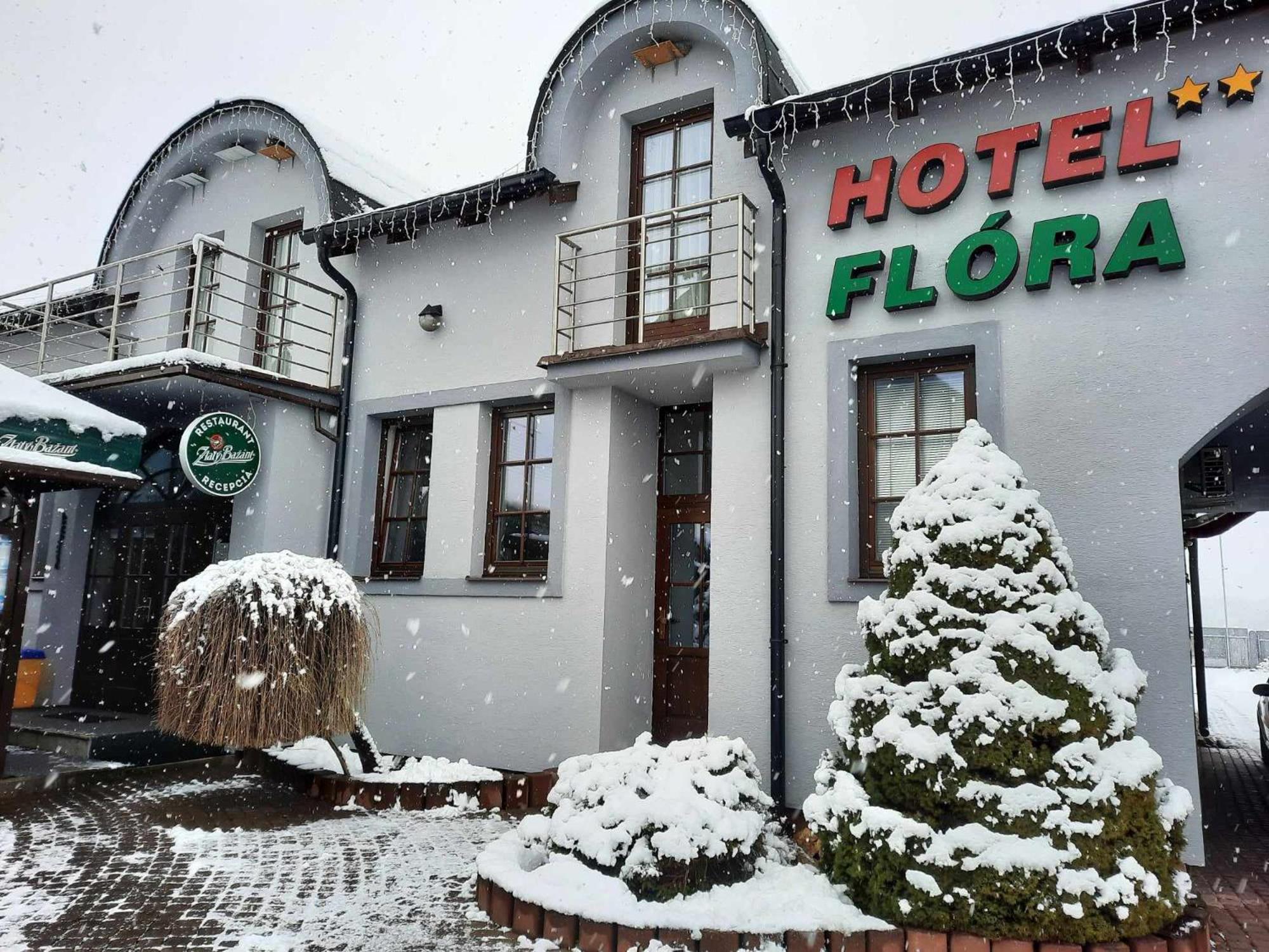 Hotel Flora Besenova Exterior photo