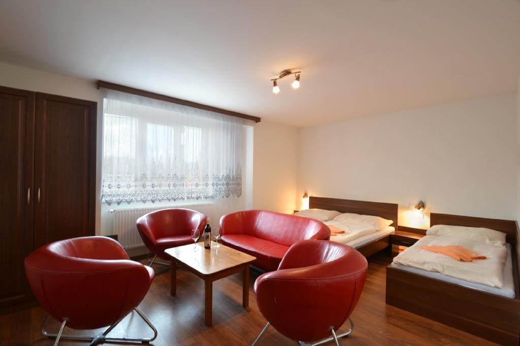 Hotel Flora Besenova Room photo